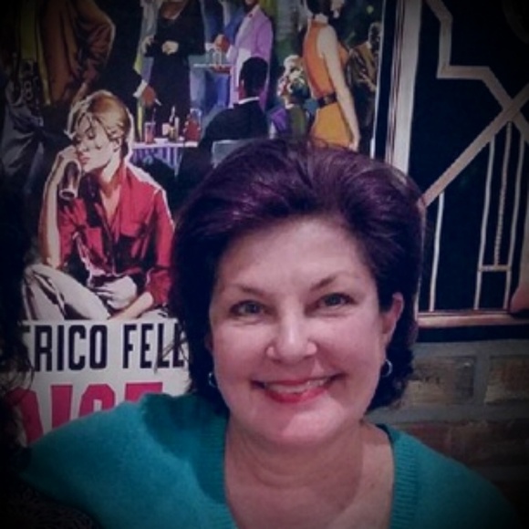 Meet your Posher, Leslie - Picture 1 of 8